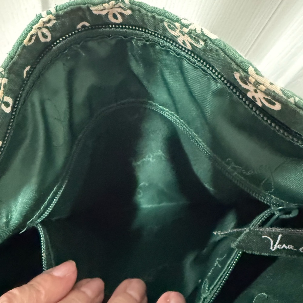 Vera Bradley Michigan state logo Stylish Green Patterned Crossbody Bag - Picture 5 of 10